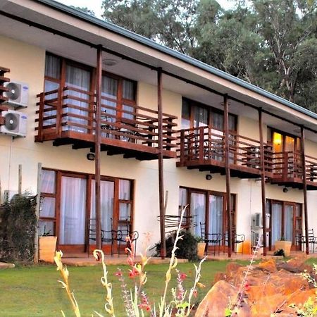 Sandford Park Country Hotel Bergville Buitenkant foto